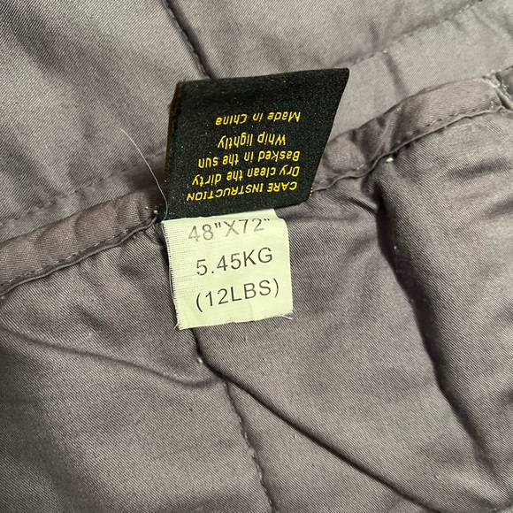 YnM weighted blanket 12lb with duvet cover - Picture 4 of 6